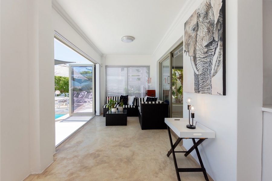 5 Bedroom Property for Sale in Golden Mile Western Cape